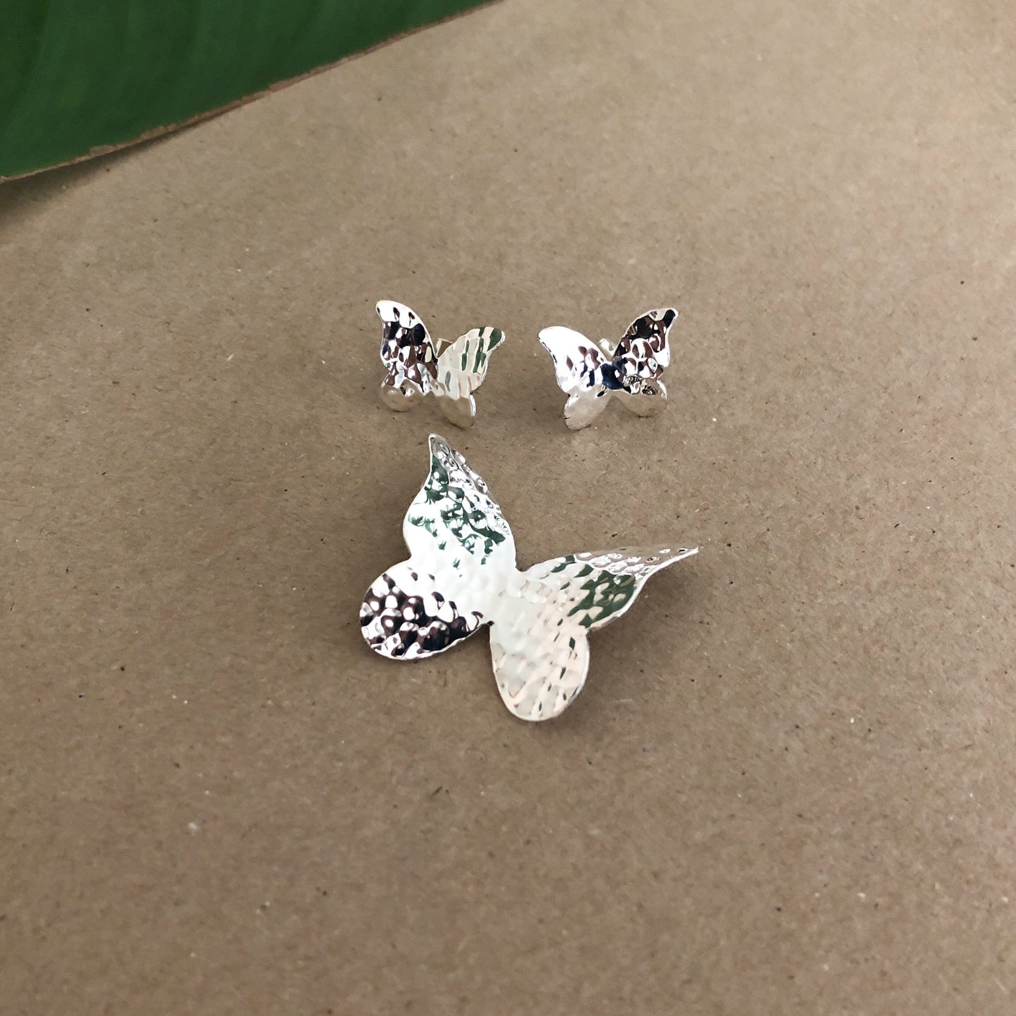 Aretes De Plata y Pendiente De Plata | Mariposa Con Terminado Martillado