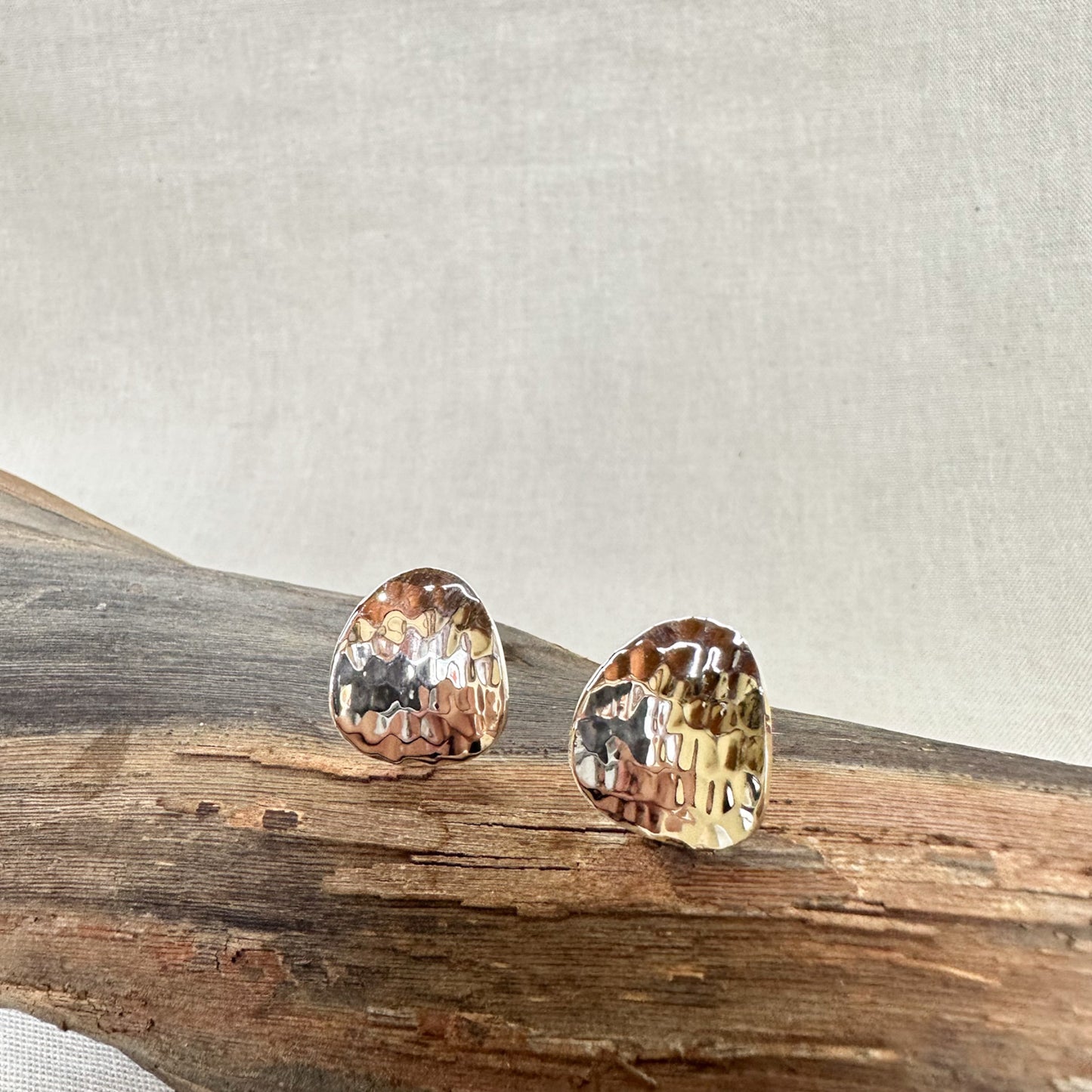 Aretes De Plata | Petalo Con Terminado Martillado